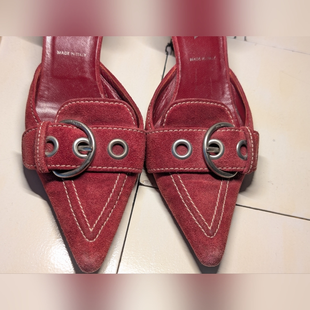 PRADA RARE VINTAGE Red Suede Buckle Kitten Heels Circa Y2K - 37 EU/7 US - Picture 5 of 15
